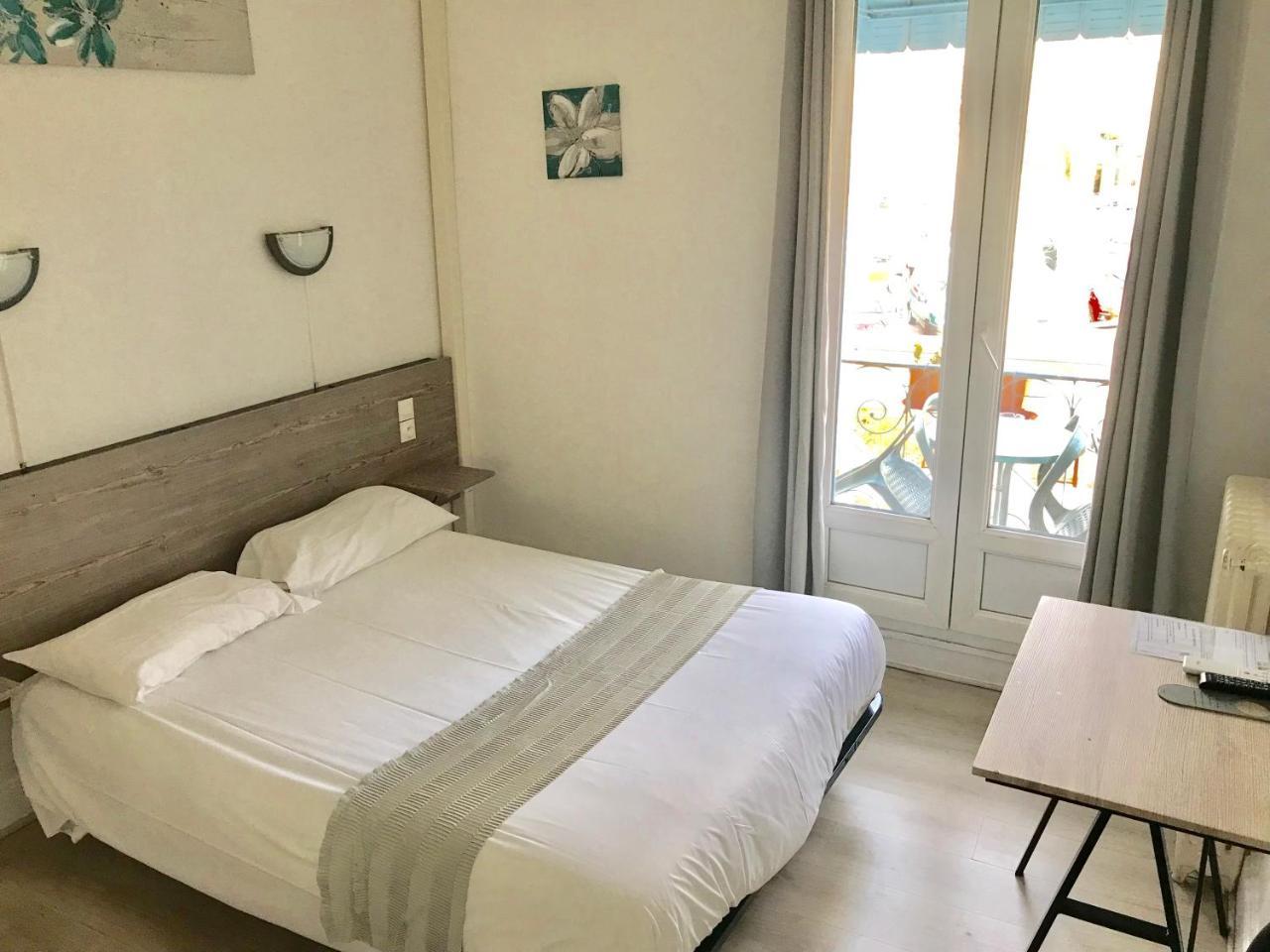 Hotel De La Poste Ганж Экстерьер фото