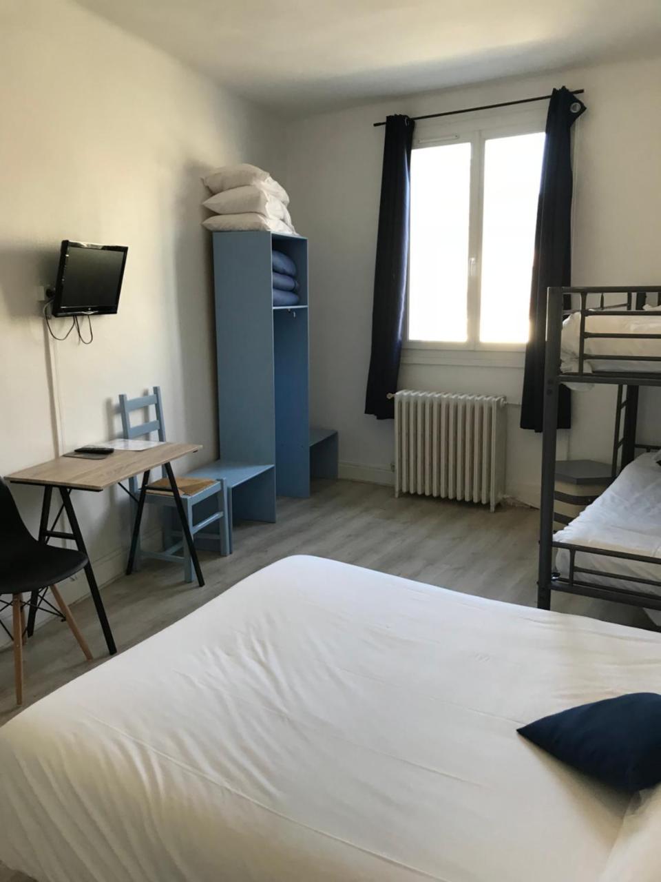 Hotel De La Poste Ганж Экстерьер фото
