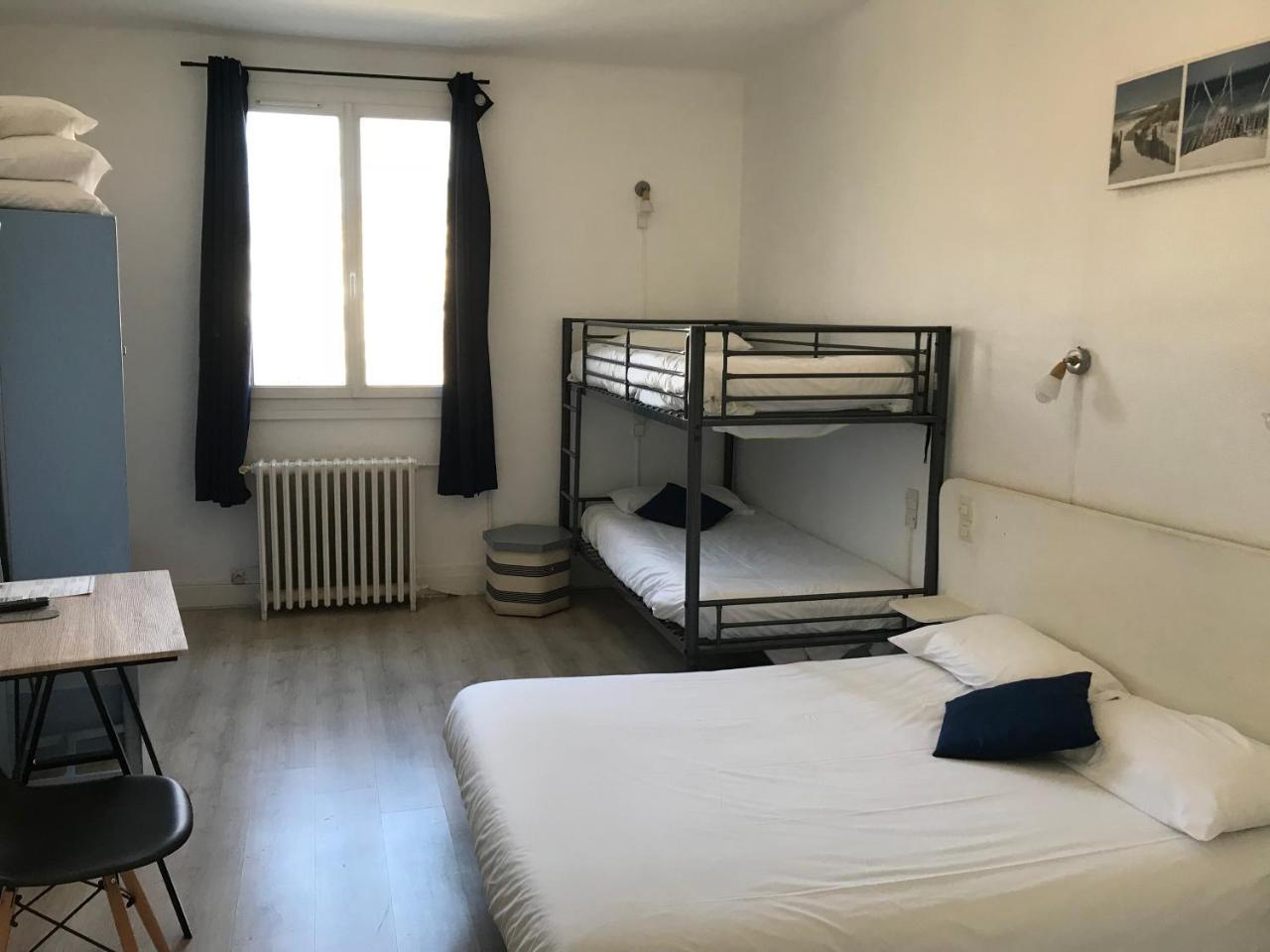 Hotel De La Poste Ганж Экстерьер фото